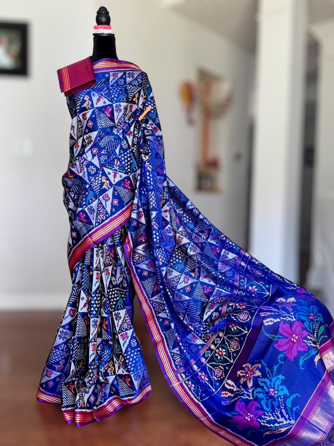 Blue color semi (double) ikat patan Patola pure silk saree