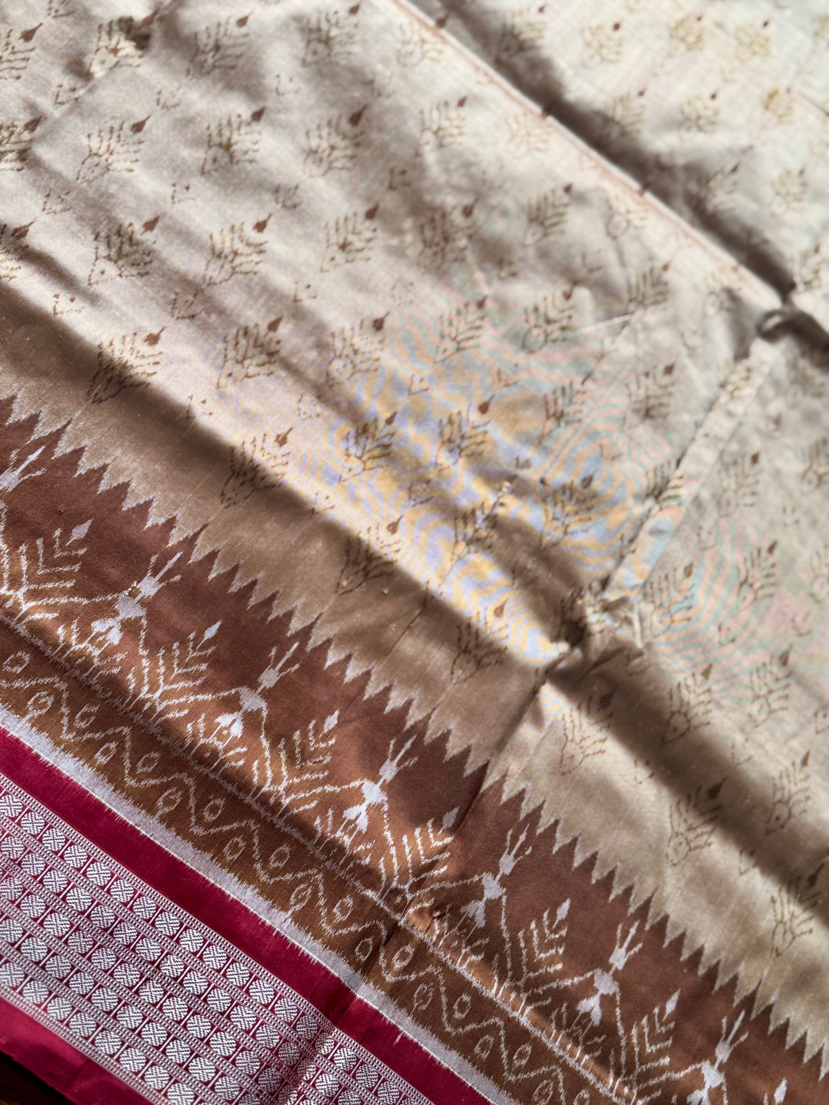 Golden baige and maroon-ish red handwoven Sambalpuri pure Ikkat silk saree | Odisha Weaves