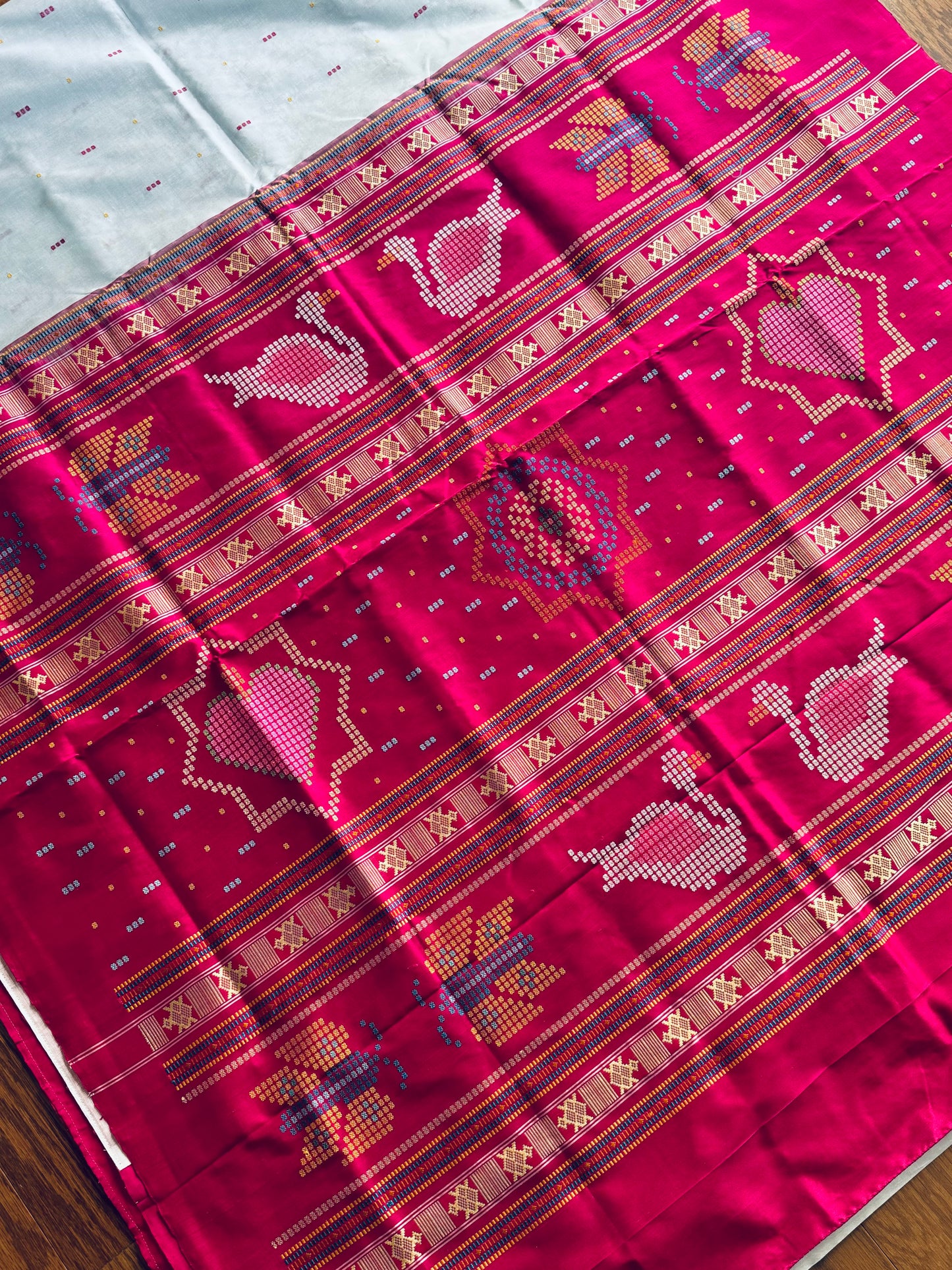 Blueish Grey with Magenta Phoda kumbha Sambalpuri Puri Silk Saree with Dobby weaved Pallu