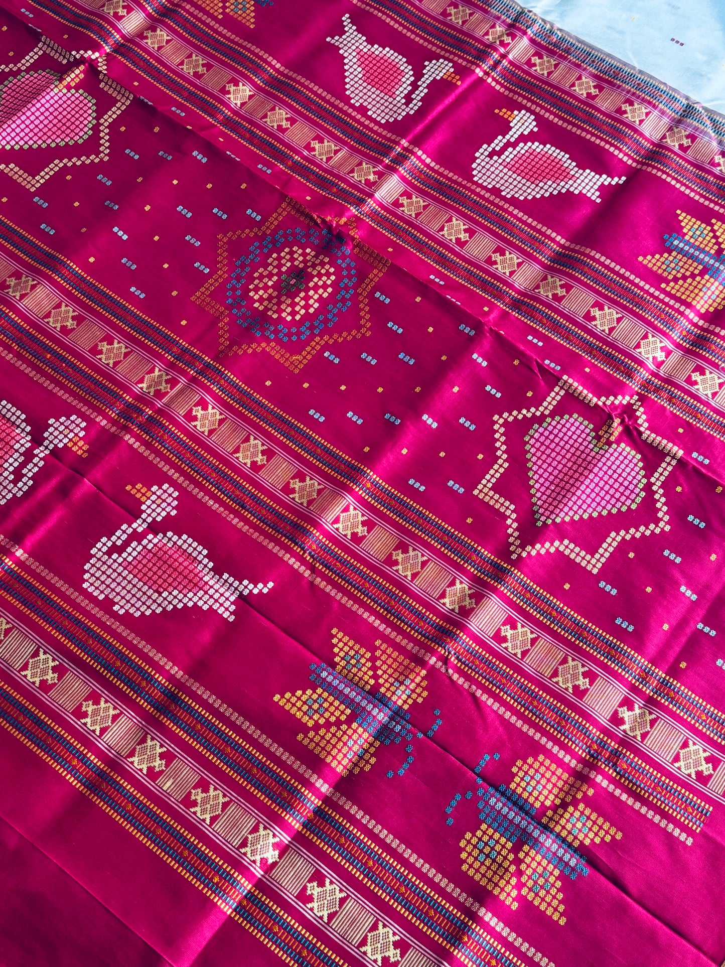 Blueish Grey with Magenta Phoda kumbha Sambalpuri Puri Silk Saree with Dobby weaved Pallu