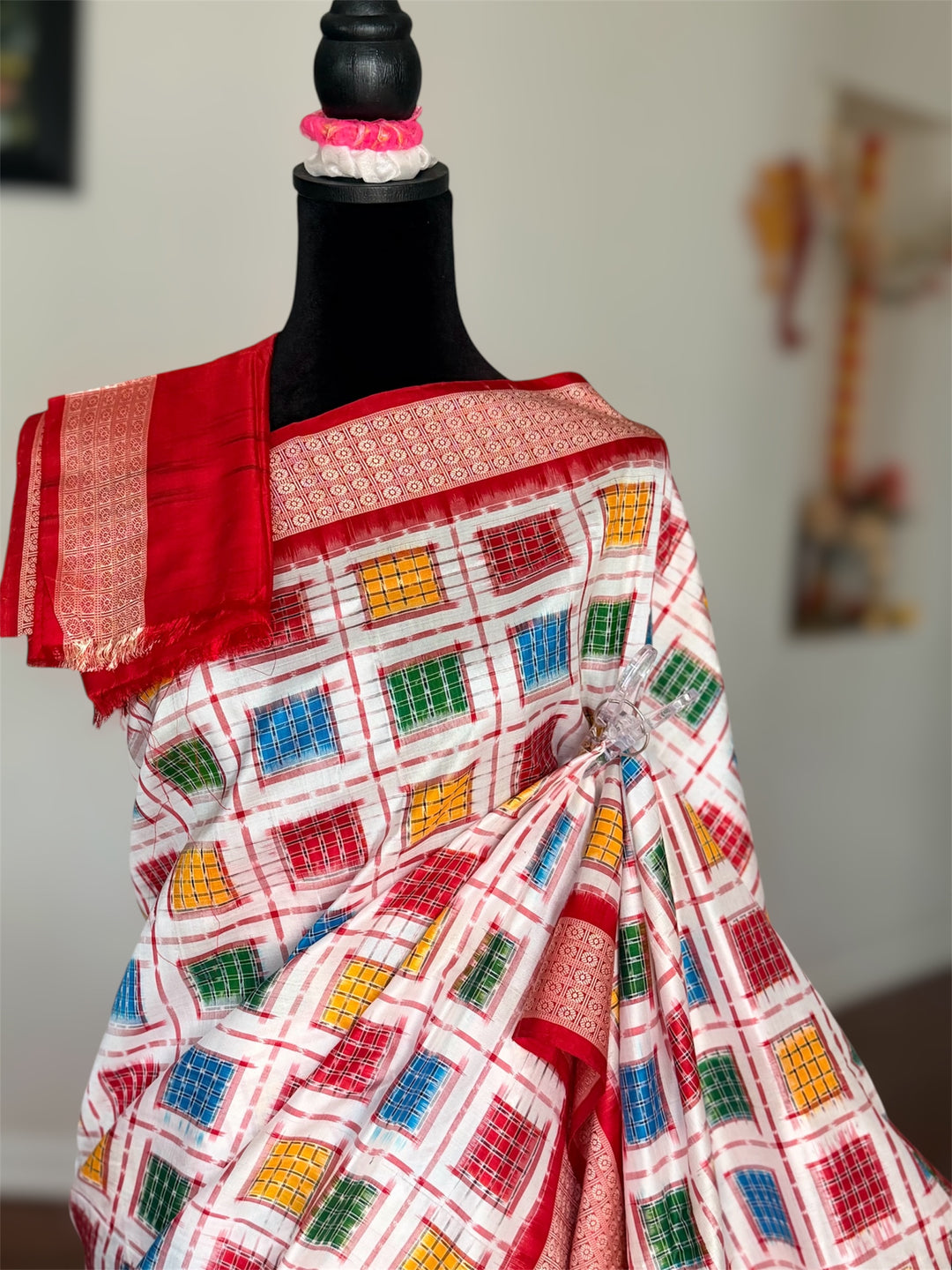 Handwoven White Aswini Sambalpuri Double ikat pure silk saree|Odisha Weaves|