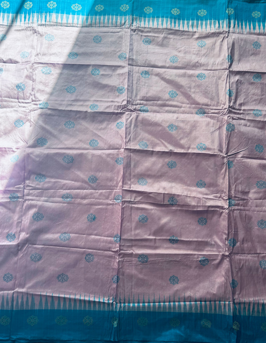 Pale Lavender handoven konark chakra Bomkai Pure silk saree