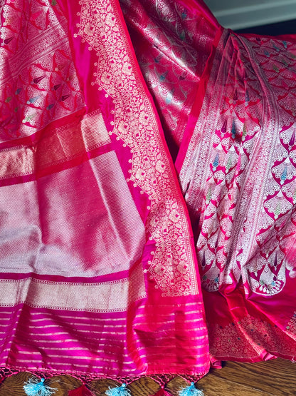 Luxurious Pink Banarasi ektara weaved pure katan silk saree with Kadhwa Janngla and meenakari work