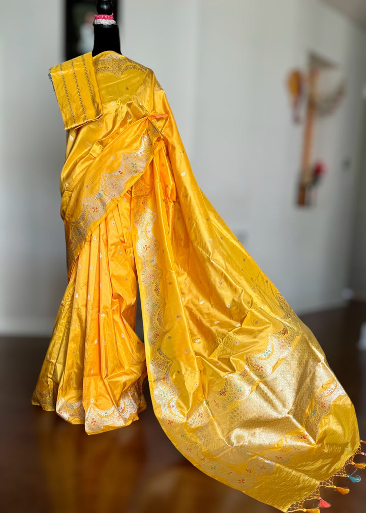 Yellow Banarasi handloom pure katan silk saree with kadhwa meenakari scallops border