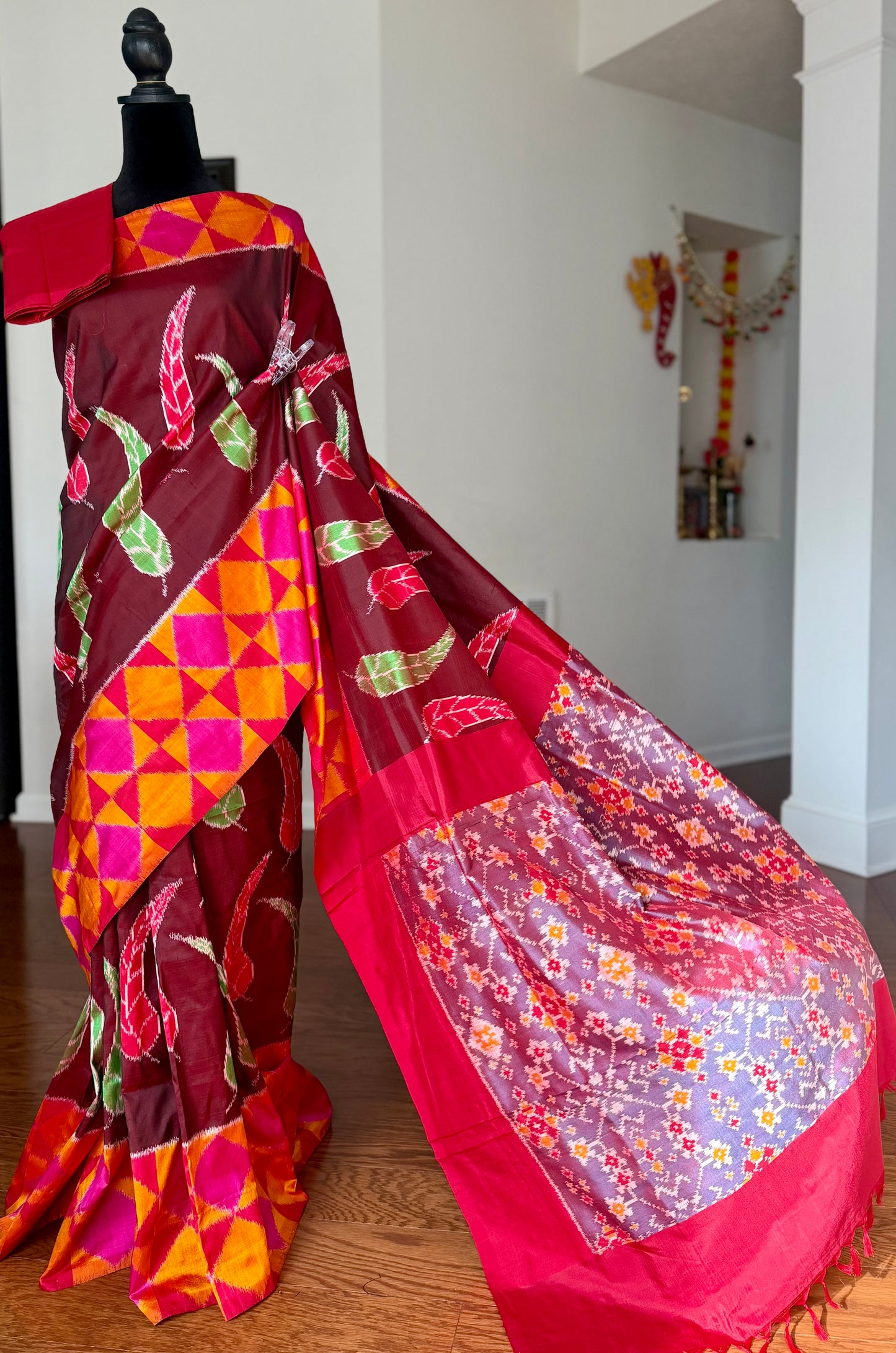 Elegant handwoven Pochampally ikat pure silk saree
