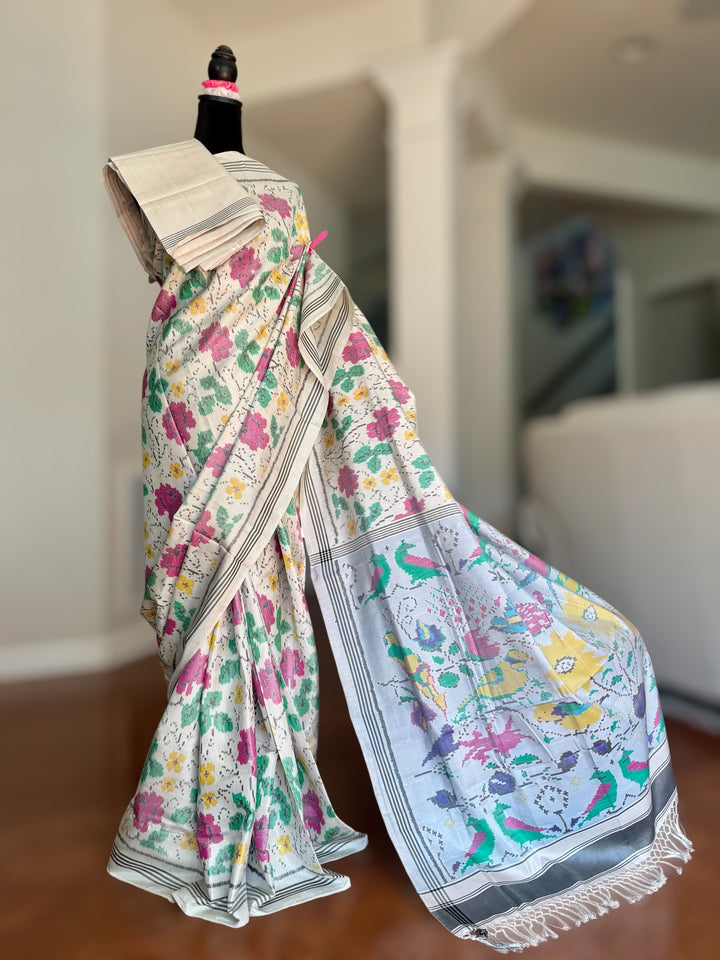 White color semi (double) ikat patan Patola pure silk saree