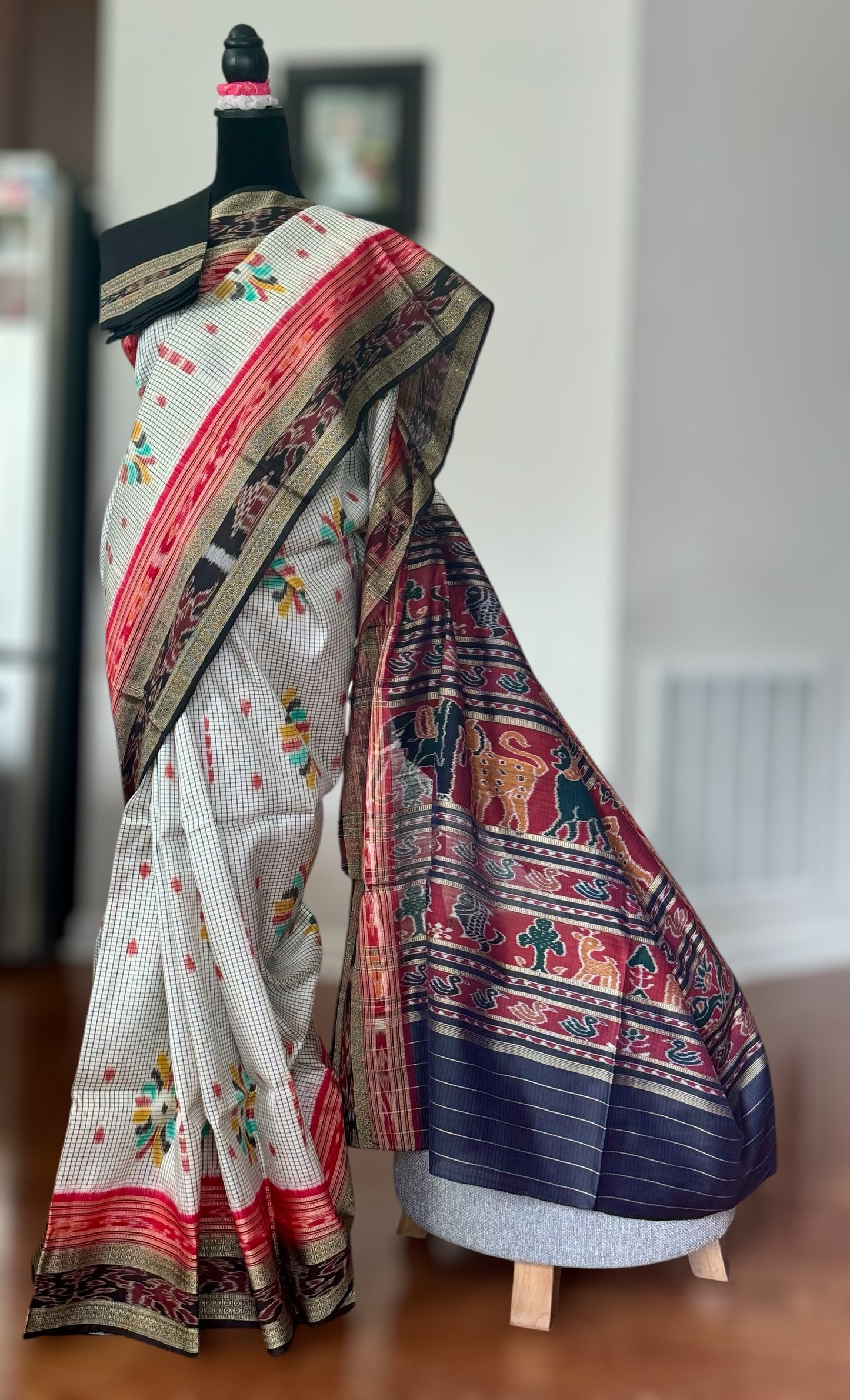 Baghambari Sachipar Pure silk Khandua Ikat saree from Odisha Weaves