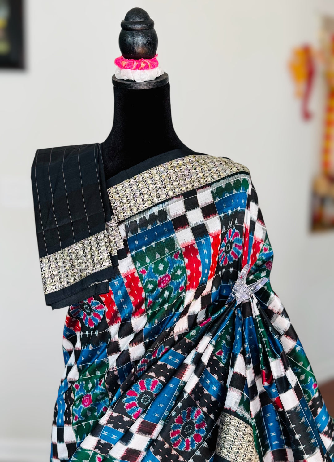 Handwoven Utkal Laxmi Sambalpuri ikat pure silk saree, Green Ikat pallu|Odisha Weaves|