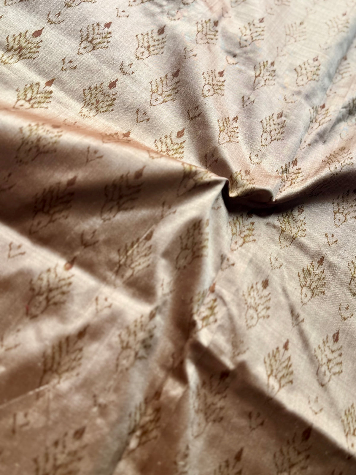 Golden baige and maroon-ish red handwoven Sambalpuri pure Ikkat silk saree | Odisha Weaves