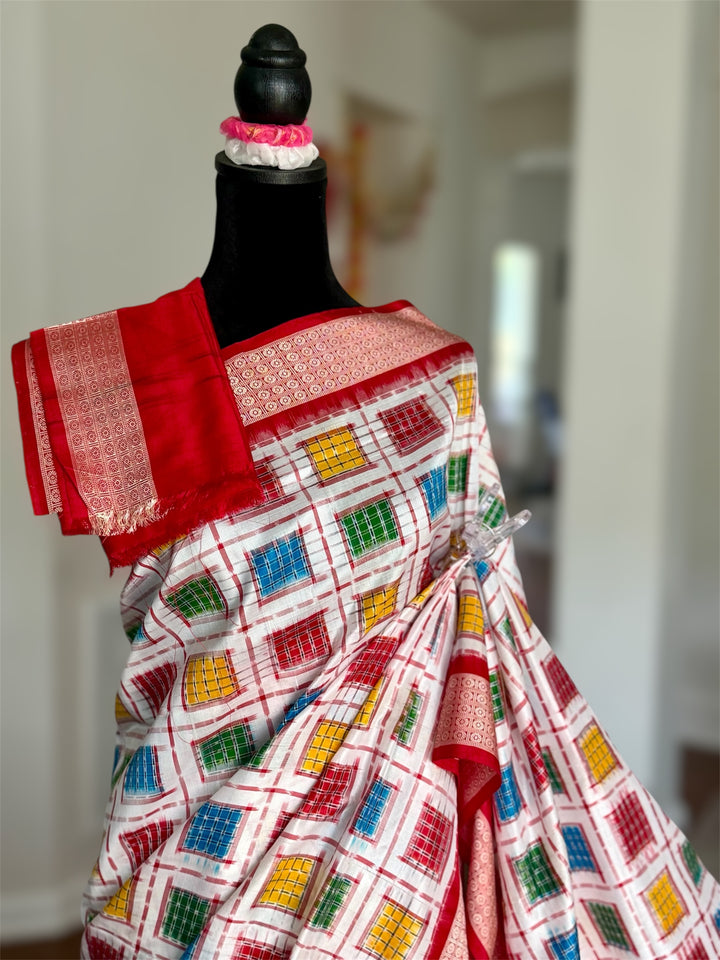 Handwoven White Mini (Chhoti)Aswini Sambalpuri Double ikat pure silk saree|Odisha Weaves|