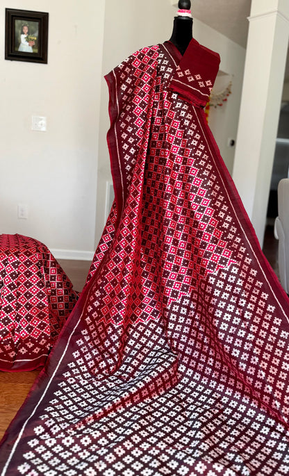 Maroon handwoven ikat pure silk saree with pasapali design|Odisha Weaves|Contemporary Ikat|Antara