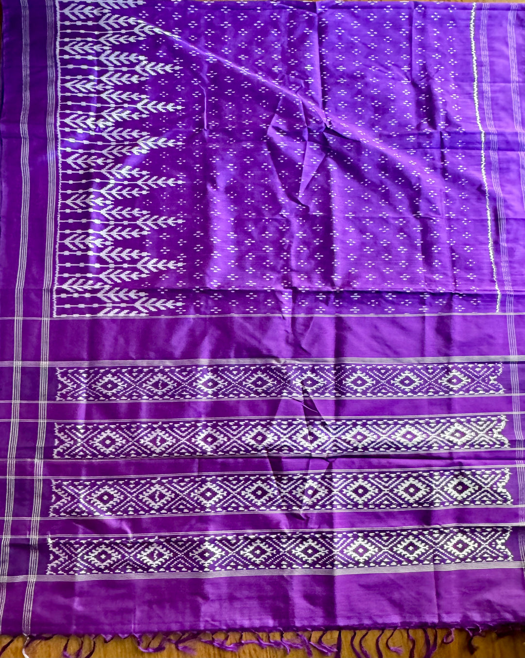 Purple color Pochampally Ikat pure silk saree