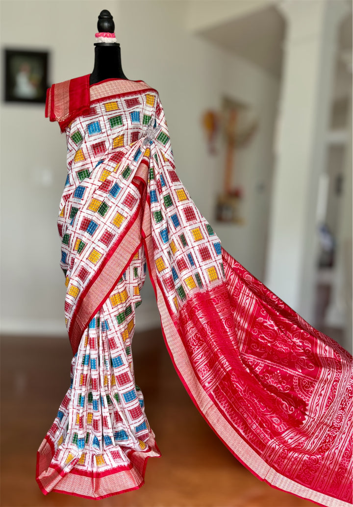 Handwoven White Mini (Chhoti)Aswini Sambalpuri Double ikat pure silk saree|Odisha Weaves|