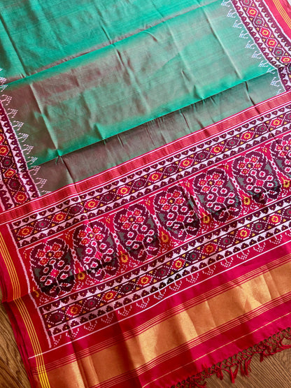 Shot Green with Red color combo Single ikat patan Patola pure silk saree