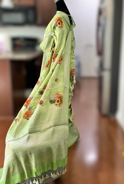 Beautiful Green color powerloom made banarasi pure silk saree with digital flower print and stitched blouse| Value Vogue