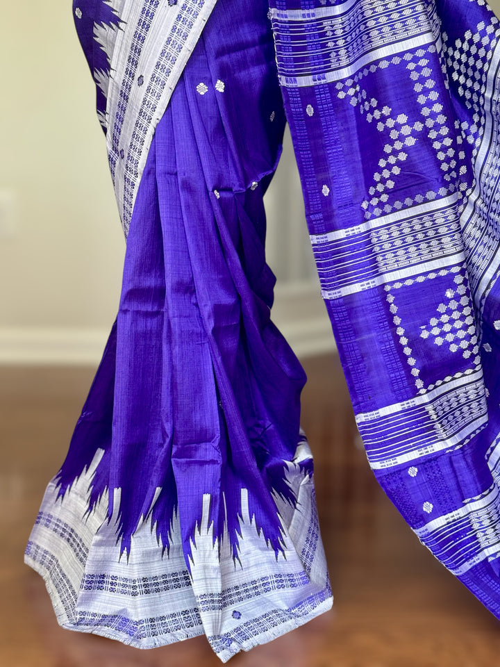 Indigo color traditional weaving Berhampuri Pure Silk Saree with Double pallu