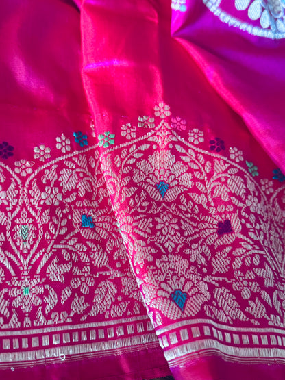 Luxurious Pink Banarasi ektara weaved pure katan silk saree with Kadhwa Janngla and meenakari work