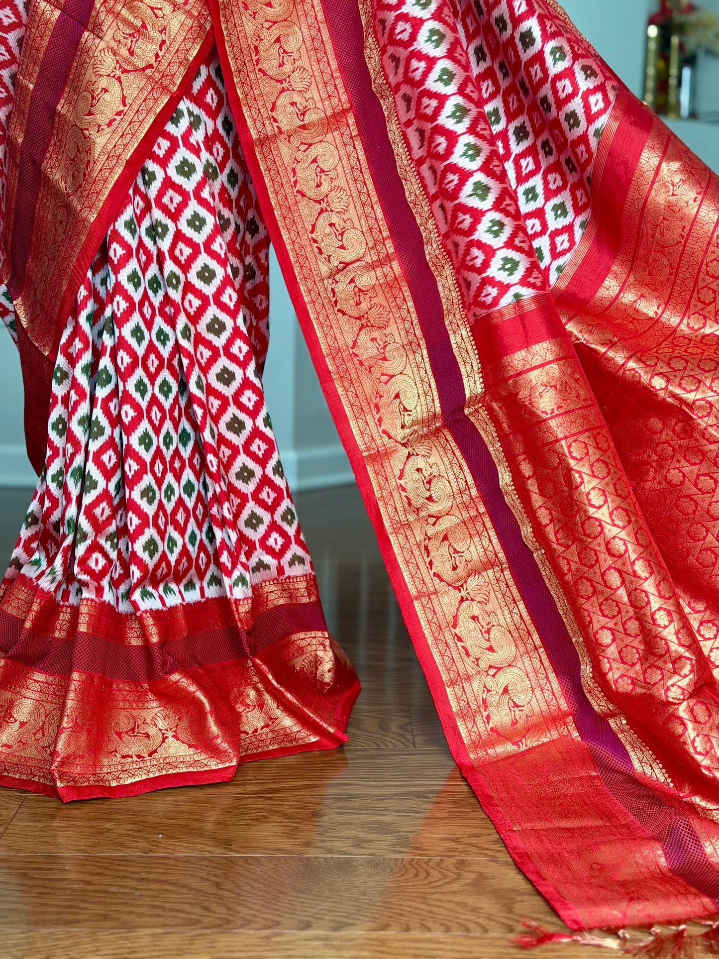 Red Twill Ikkat (Pochampally)handwoven pure silk Saree with Zari Woven Kanchipuram Border