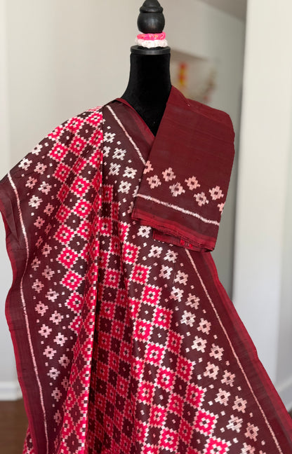 Maroon handwoven ikat pure silk saree with pasapali design|Odisha Weaves|Contemporary Ikat|Antara