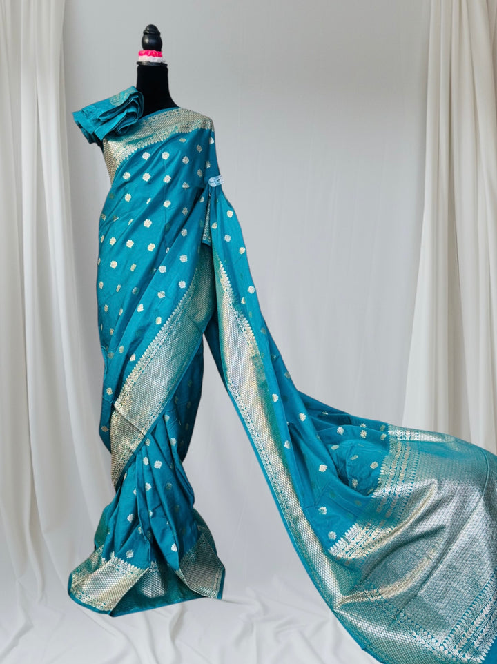 Banarasi Semi Mashru Silk Rama Green color Saree|Value Vogue