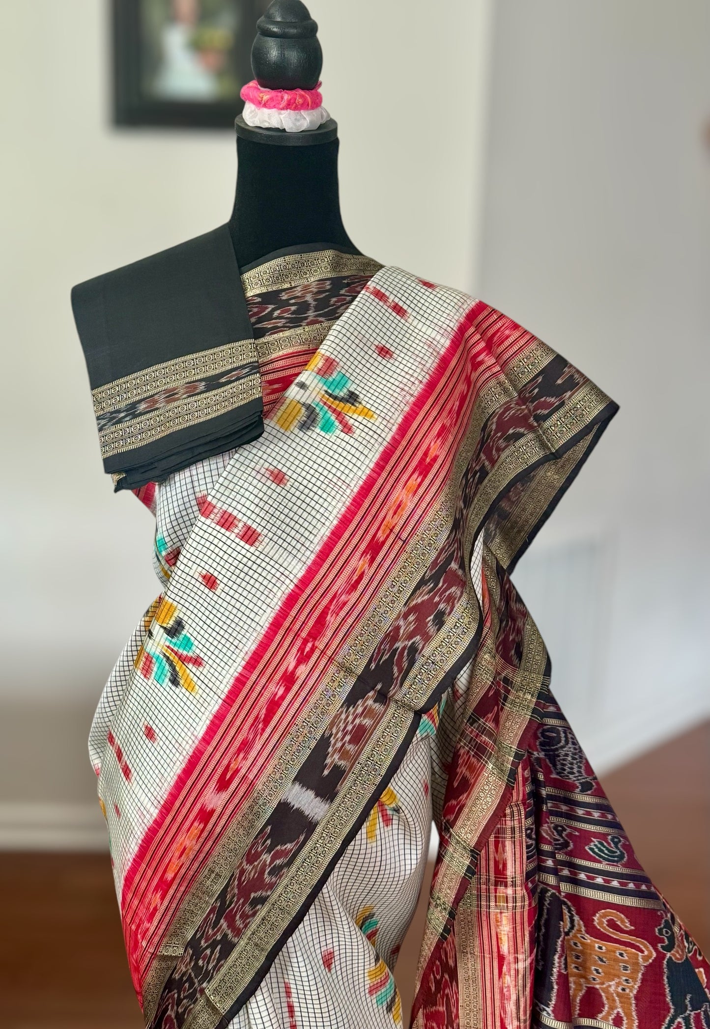 Baghambari Sachipar Pure silk Khandua Ikat saree from Odisha Weaves