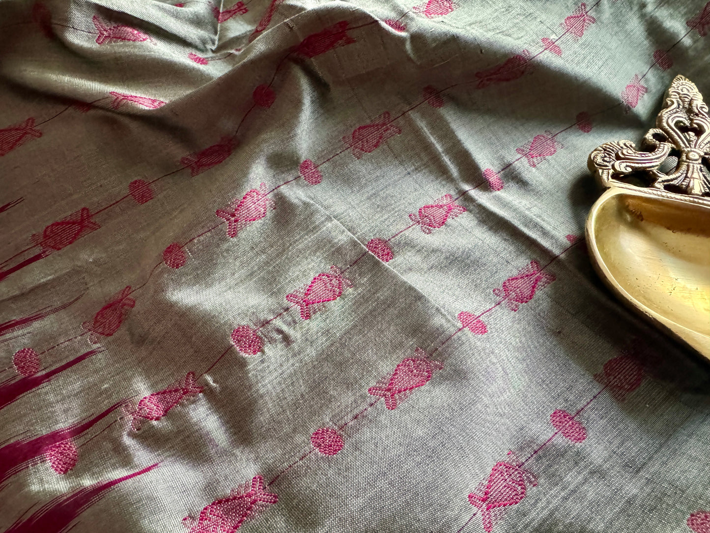 Grey with pink Hajar buti Sambalpuri Ikat pure silk Saree from Odisha Weaves