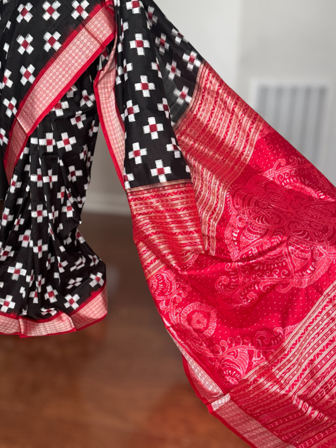 Handwoven Black and Red Pasapali Sambalpuri Ikat pure silk saree|Odisha Weaves|