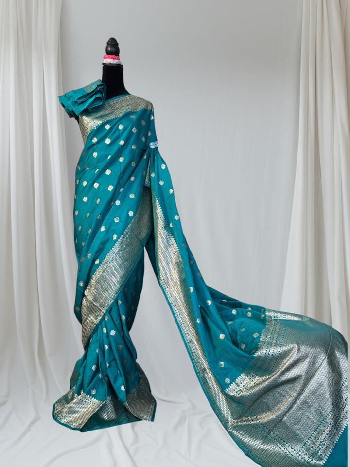 Banarasi Semi Mashru Silk Rama Green color Saree|Value Vogue