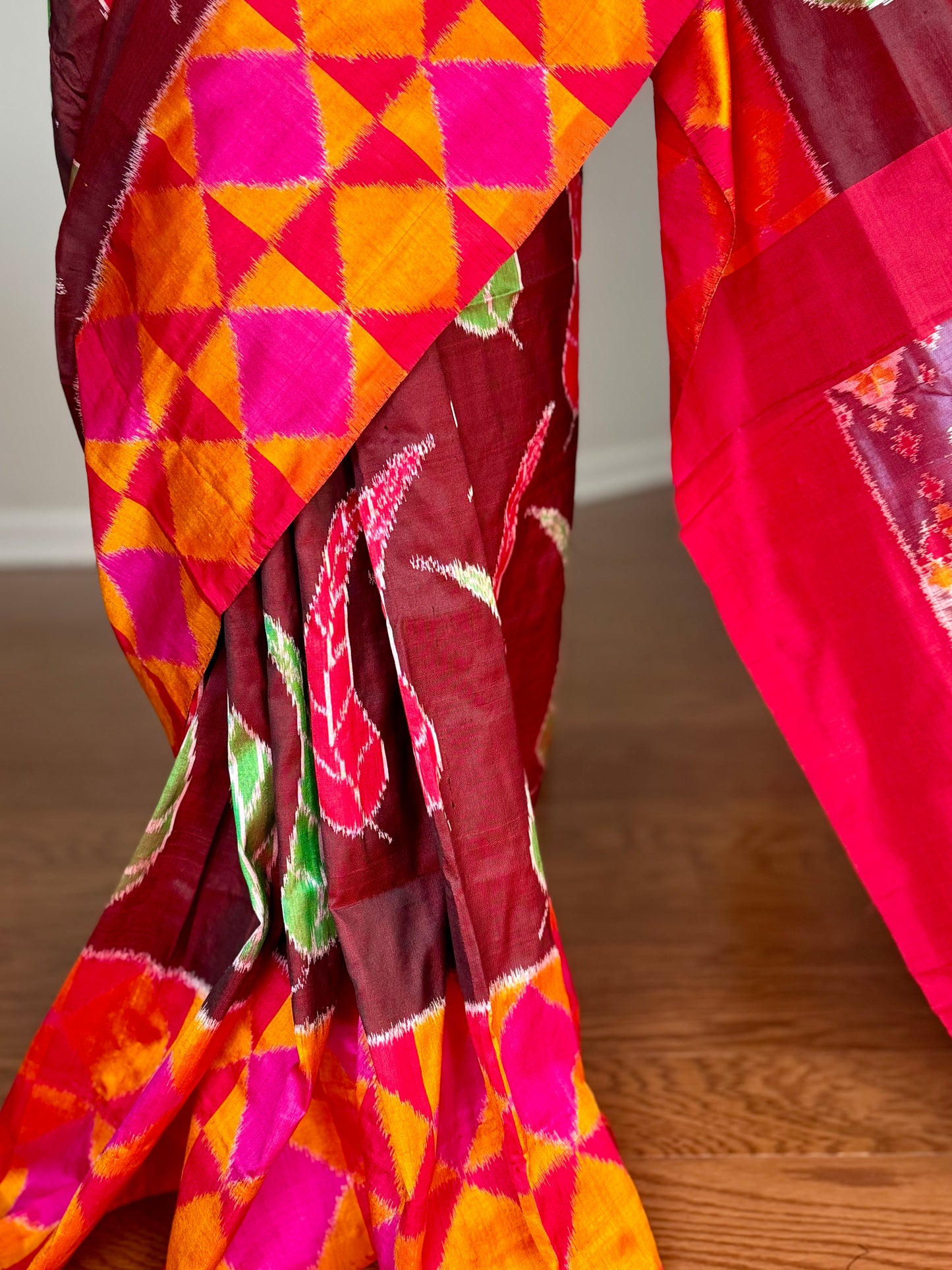 Elegant handwoven Pochampally ikat pure silk saree