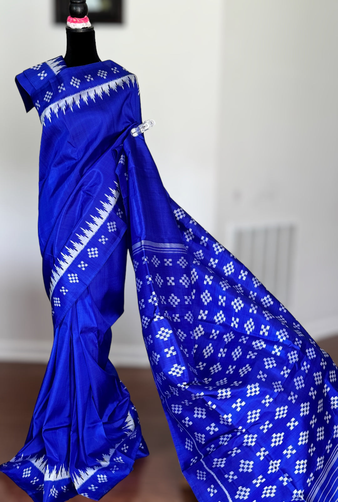 Royal Blue color Contemporary Ikat pure mulberry silk saree with pasapali pallu