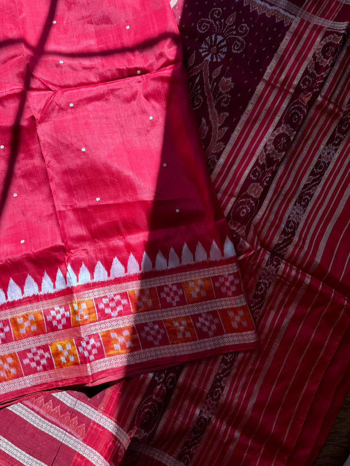 Elegant Ikat khandua pure silk saree with pasapali border |Odisha Weaves