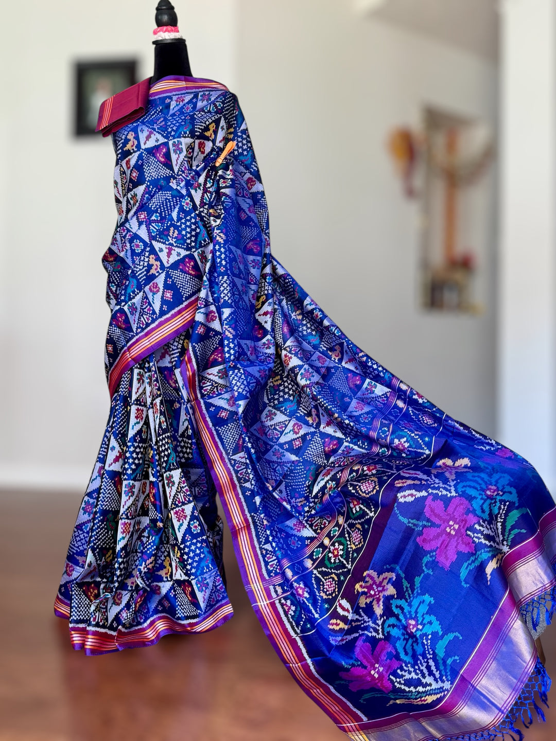 Blue color semi (double) ikat patan Patola pure silk saree