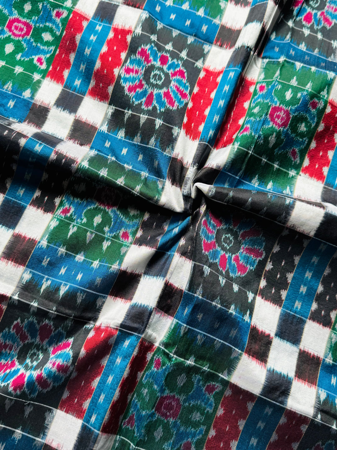 Handwoven Utkal Laxmi Sambalpuri ikat pure silk saree, Green Ikat pallu|Odisha Weaves|