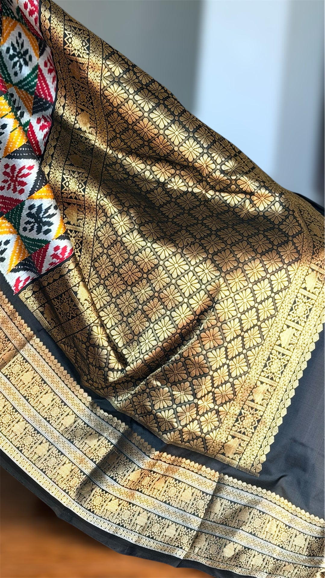 Kanjivaram Ikat Pure Silk Saree with Geometric Motifs(Pochampally)Fusion Silk Saree Unstitched Blouse