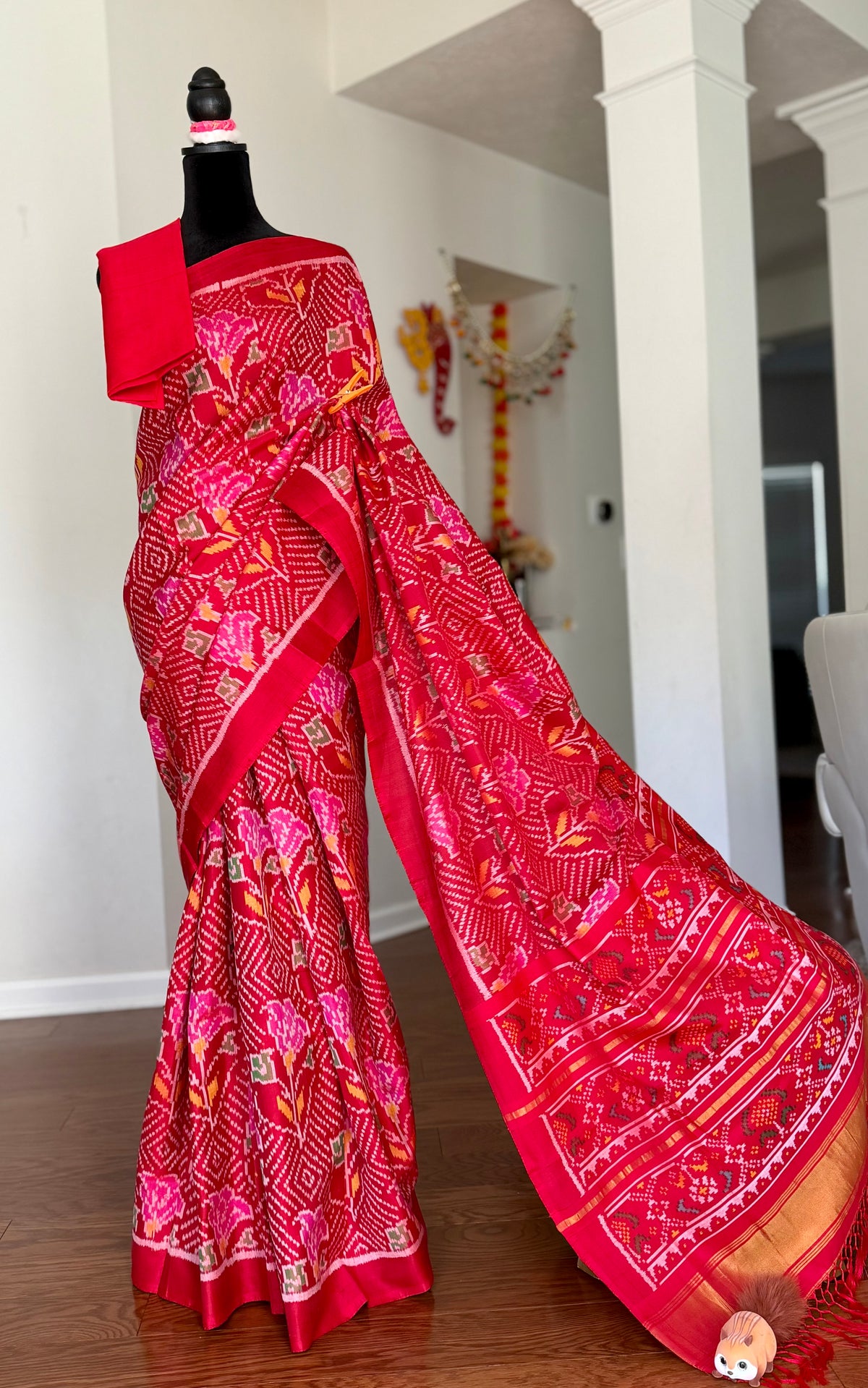 Red color single ikat patan Patola pure silk saree (aka semi-double ikat)