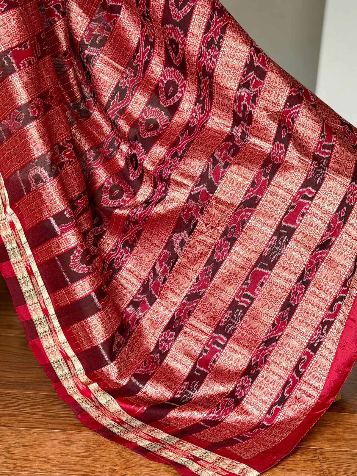 Offwhite (cream) and maroon handwoven Sambalpuri thousand motif pure Ikkat silk saree | Odisha Weaves (Copy)
