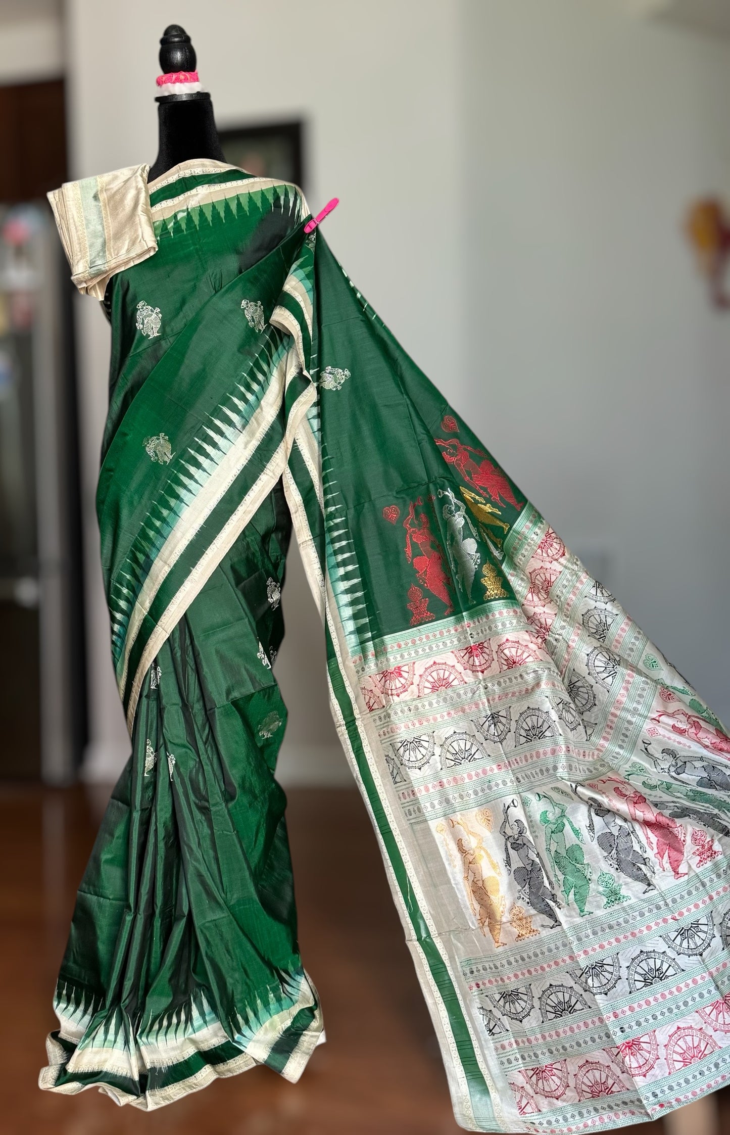 Green Dancer theme Master woven Bomkai Puresilk Sare