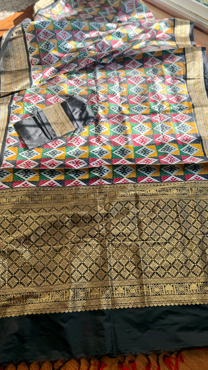 Kanjivaram Ikat Pure Silk Saree with Geometric Motifs(Pochampally)Fusion Silk Saree Unstitched Blouse