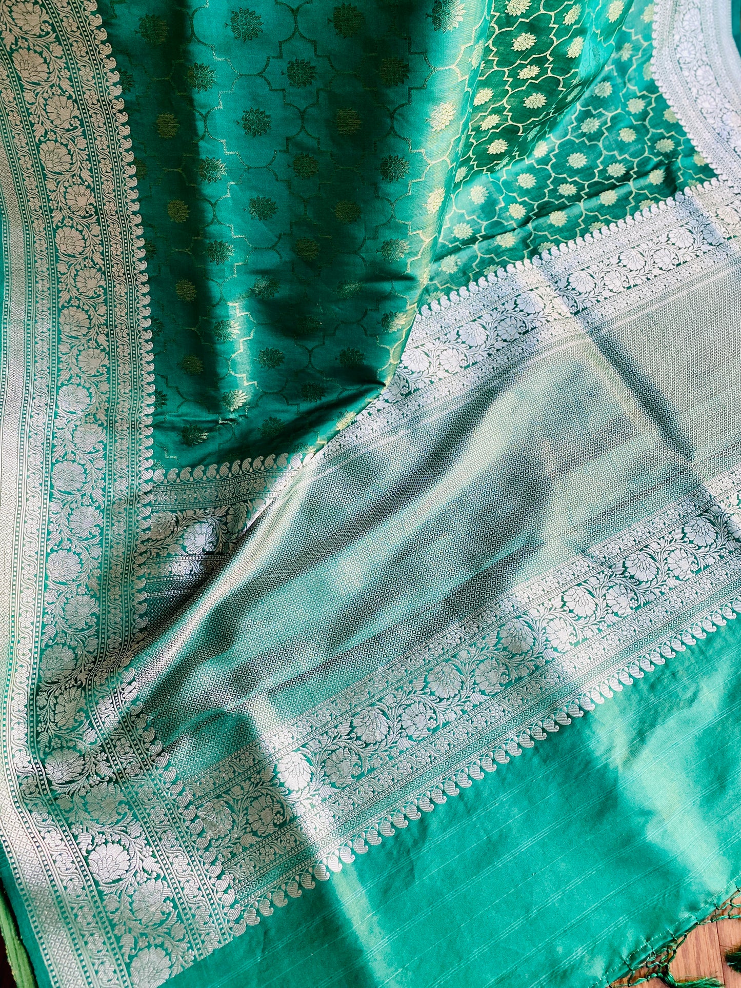 Banarasi Handloom Tissue Mashru Pure Silk Saree