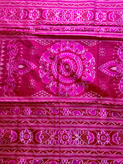 Dual shaded Parrot green and pink Konark Motif unique handwoven Sambalpuri ikat pure silk saree|Odisha Weaves|