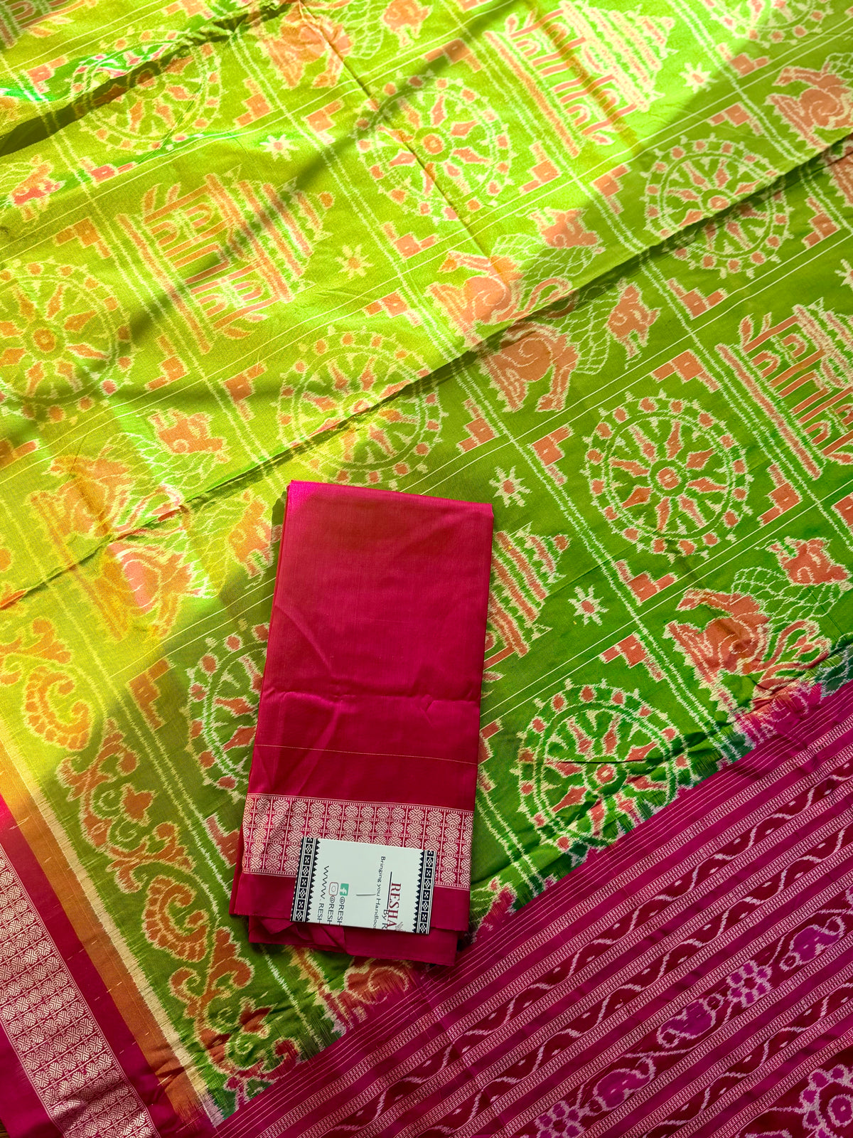 Dual shaded Parrot green and pink Konark Motif unique handwoven Sambalpuri ikat pure silk saree|Odisha Weaves|